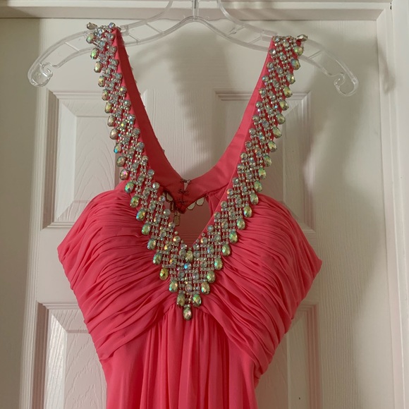 Pink formal dress - Picture 3 of 14